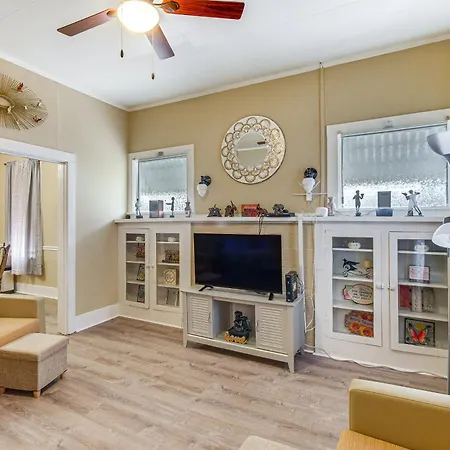 Cozy Vicksburg Home With Patio About 1 Mi To Riverfront!